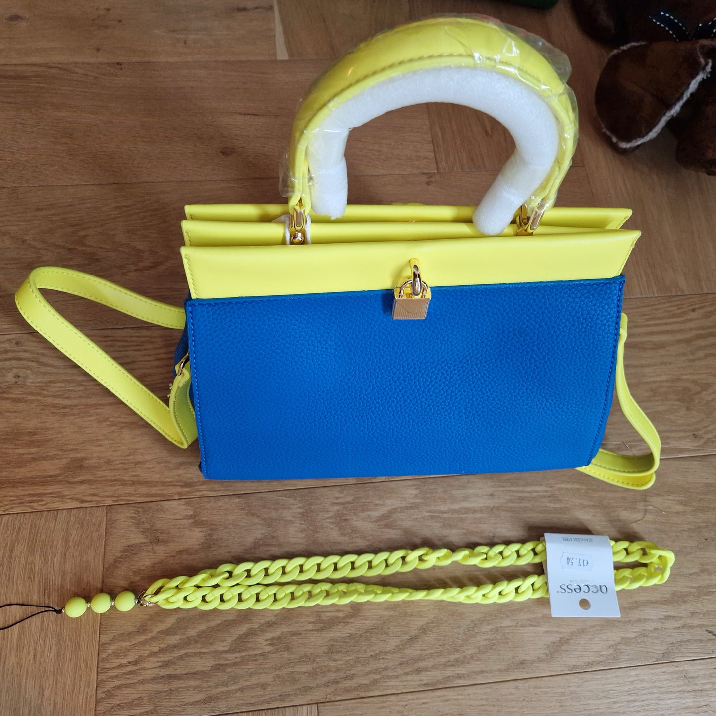 Crocodile effect handtas met afneembare schouderstrap blauwgeel