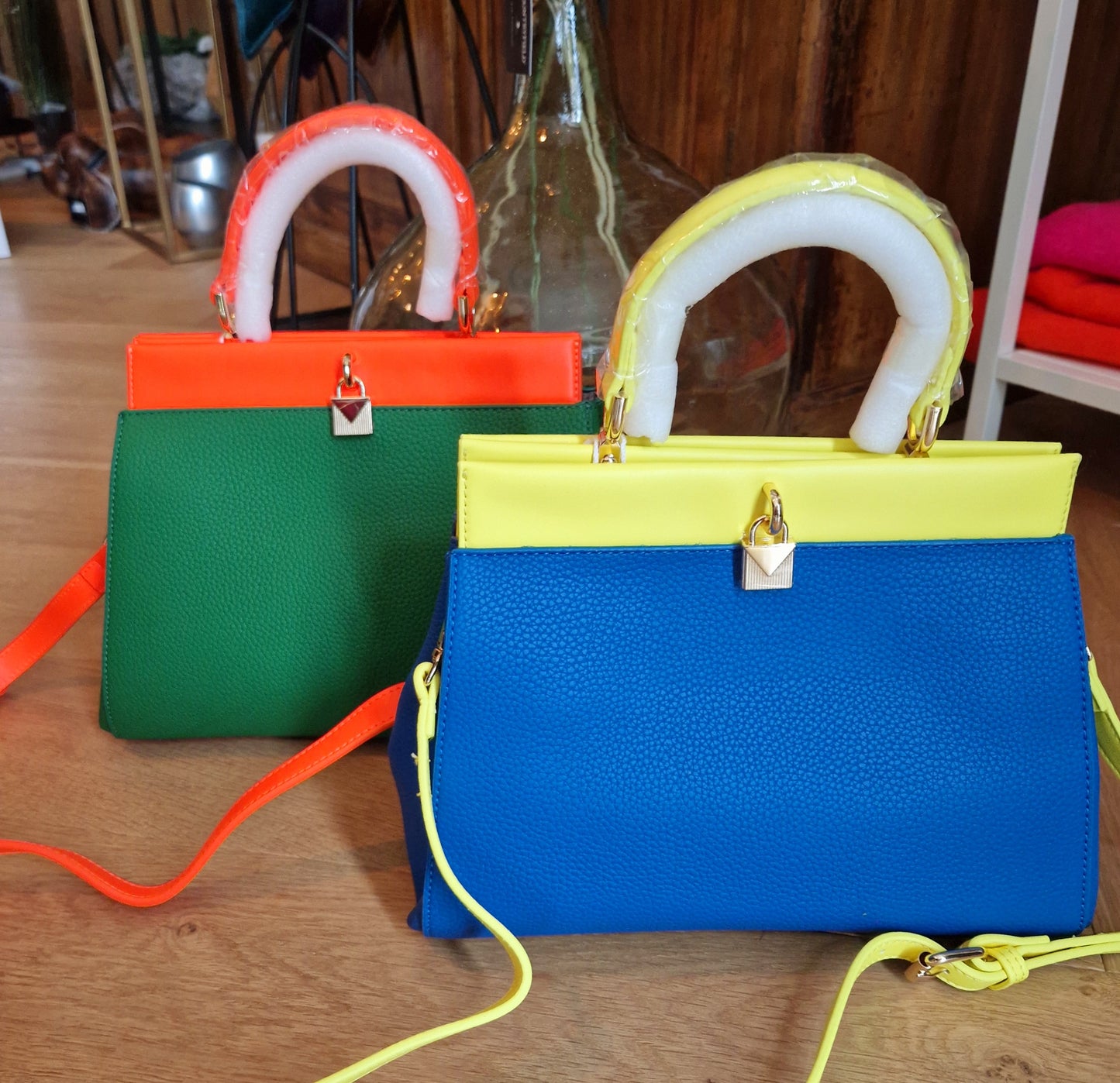 Crocodile effect handtas met afneembare schouderstrap fluooranje-groen