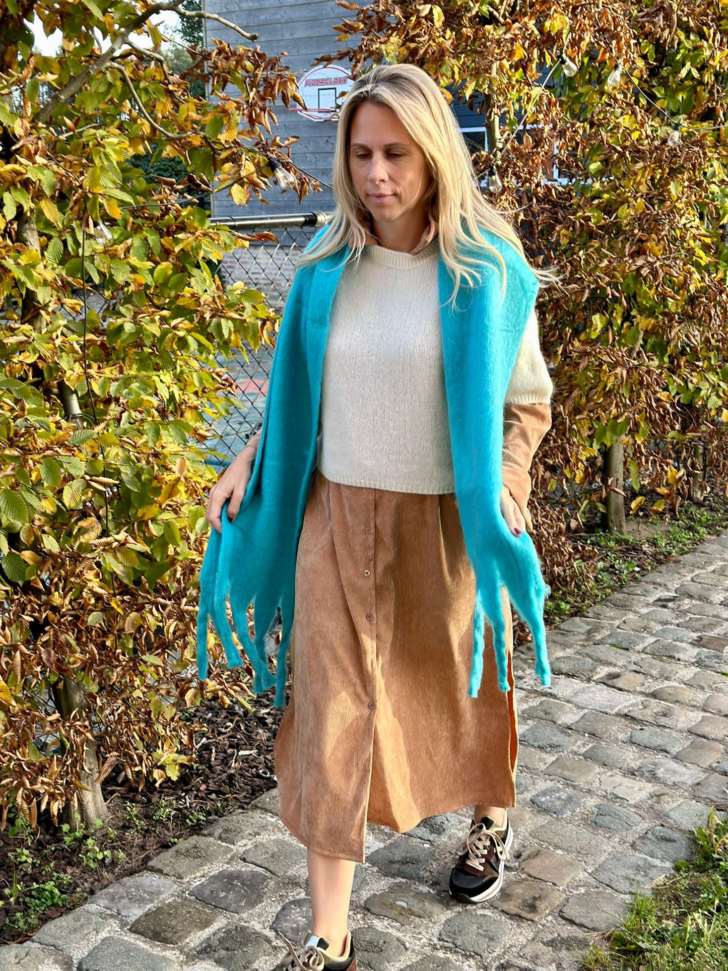 Justine lichtfluwelen hemdkleed beige