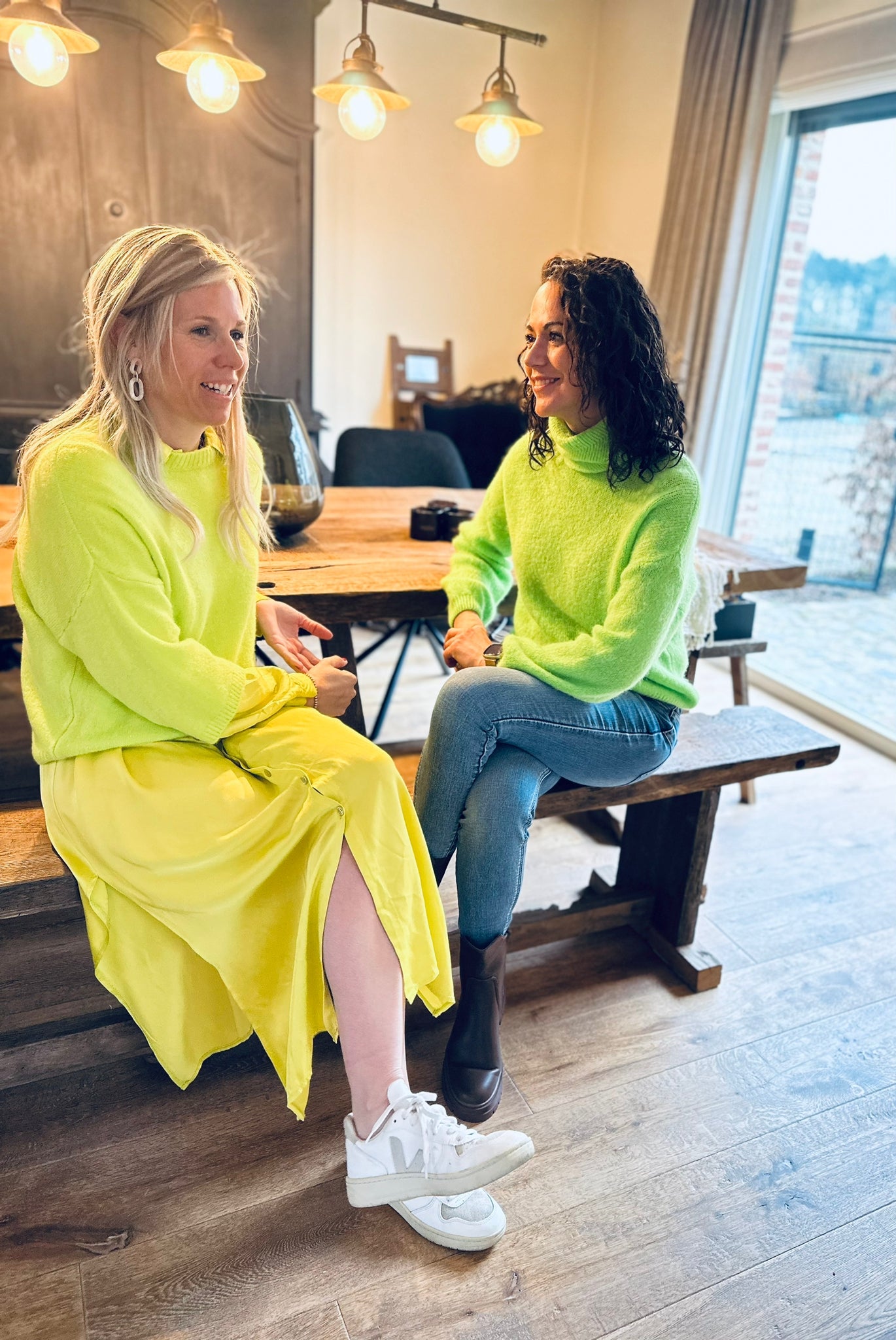 Fluo truien met 3/4 mouwen