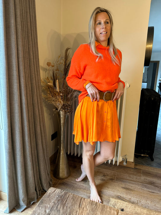 Sassy satin hemdjurk kort fluo oranje A model