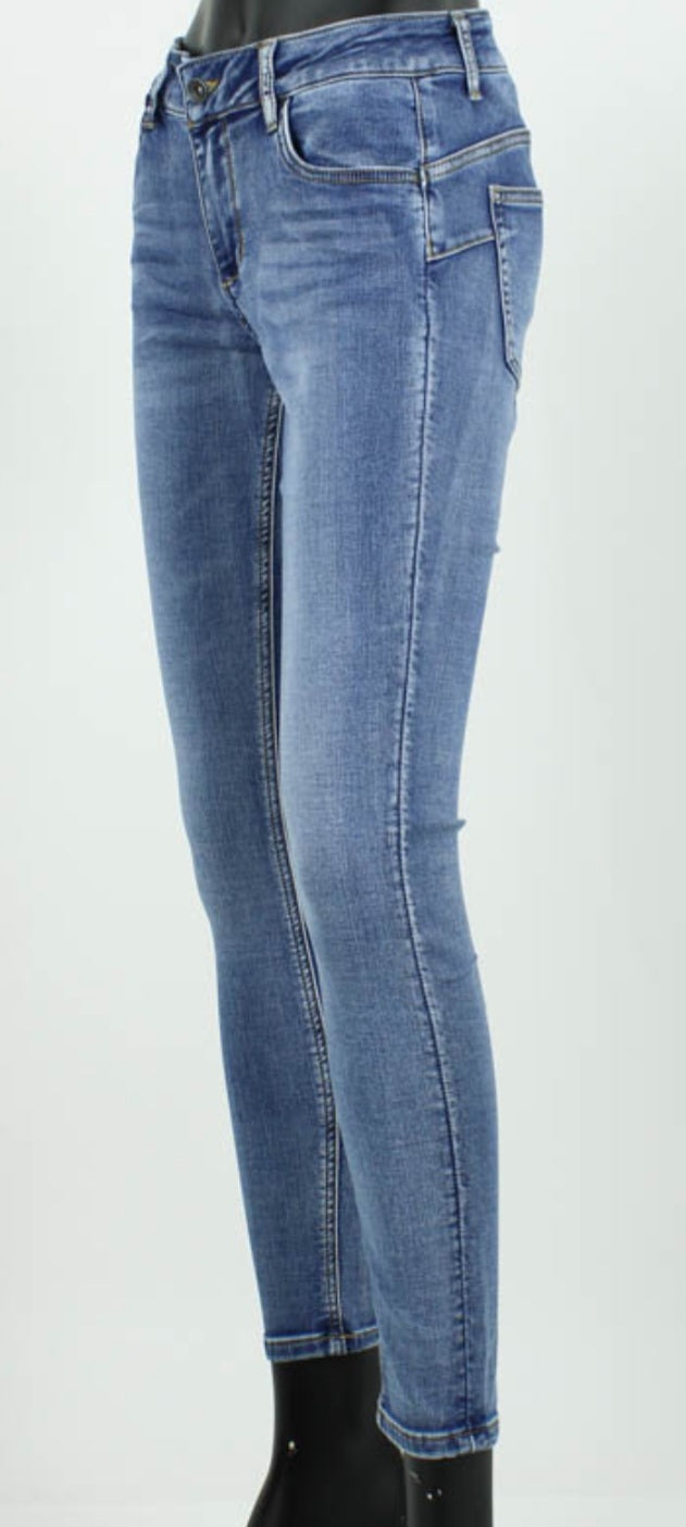 Skinny Push up jeans - Mid Waist